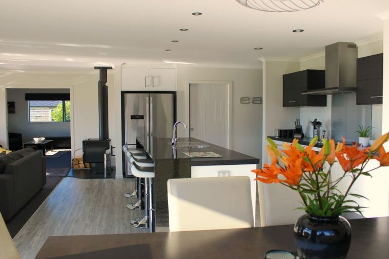 Photo of property in 6 Valkyrie Close, Carterton, 5713