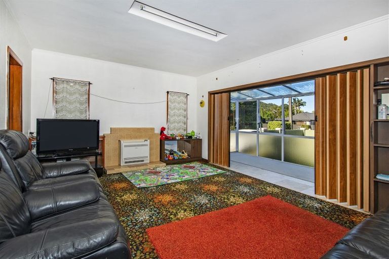 Photo of property in 11 Radcliffe Street, Kensington, Whangarei, 0112