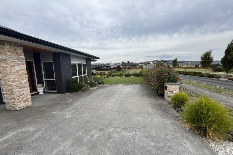 Photo of property in 90 Hillpark Drive, Pokeno, 2402