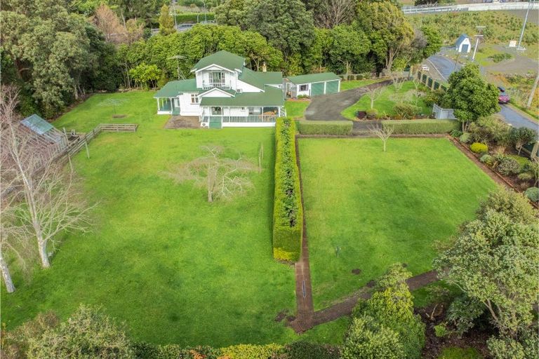 Photo of property in 12 County Road, Otaki, 5512