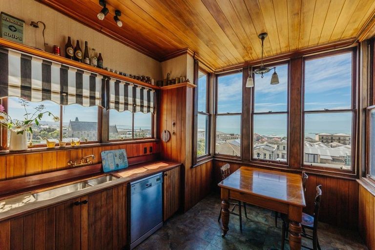 Photo of property in 19 Wharfe Street, South Hill, Oamaru, 9400