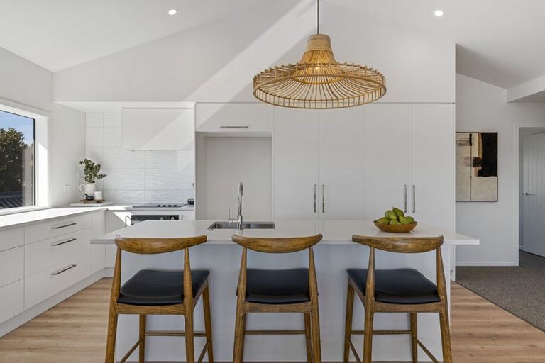 Photo of property in 9 Otaketake Drive, Kinloch, 3377