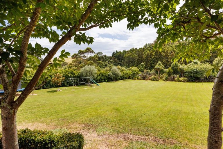 Photo of property in 50 Kingsdale Park Drive, Aokautere, Palmerston North, 4471