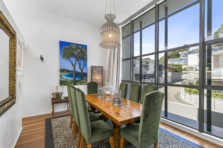Photo of property in 63 Burnham Street, Seatoun, Wellington, 6022