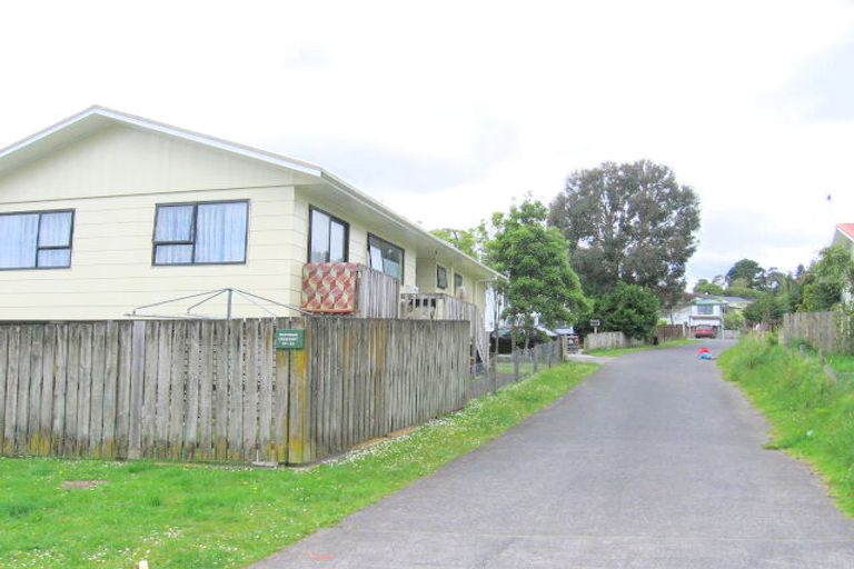 Photo of property in 50 Maywood Crescent, Glen Eden, Auckland, 0602