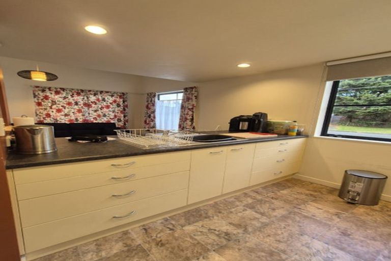 Photo of property in 59 Renown Road, Raumati South, Paraparaumu, 5032