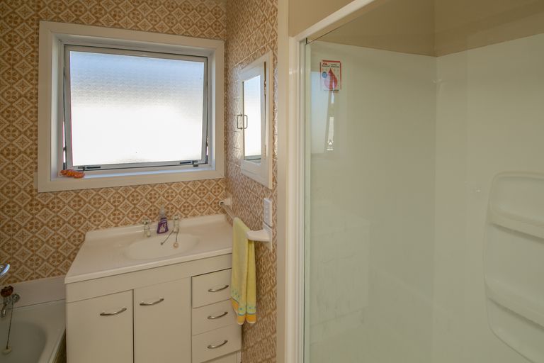 Photo of property in 41 Rowan Avenue, Aranui, Christchurch, 8061