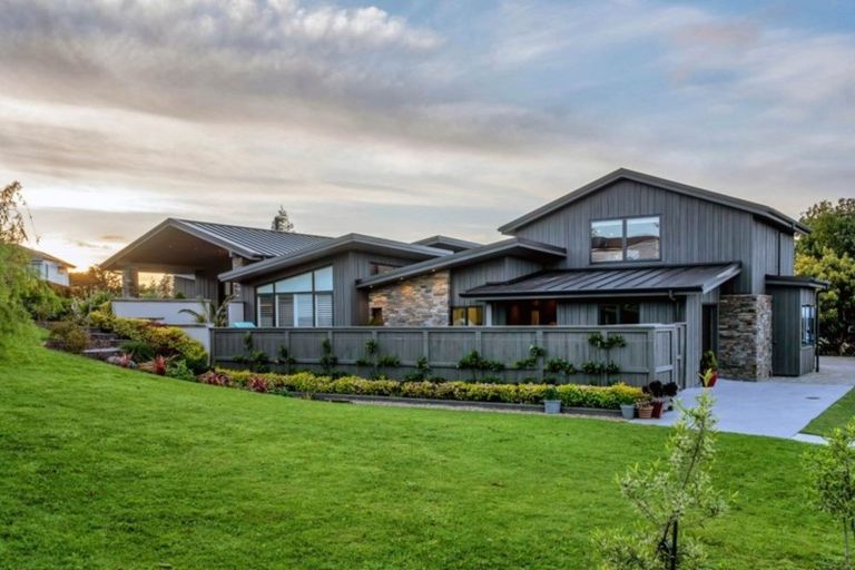 Photo of property in 73 Margaret Drive, Omokoroa, 3114