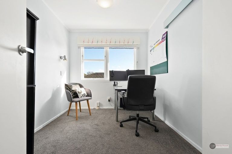 Photo of property in 24 Orr Crescent, Hutt Central, Lower Hutt, 5011