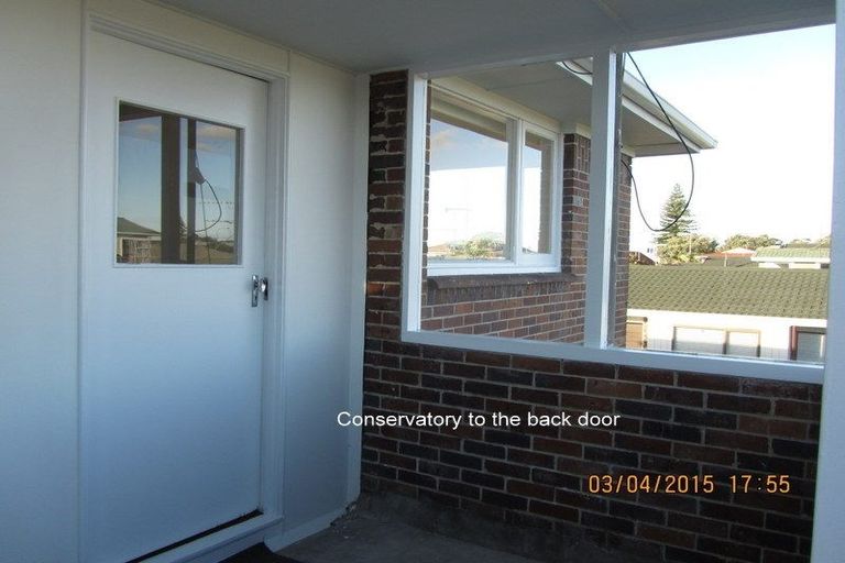 Photo of property in 12a West Hoe Road, Orewa, 0931