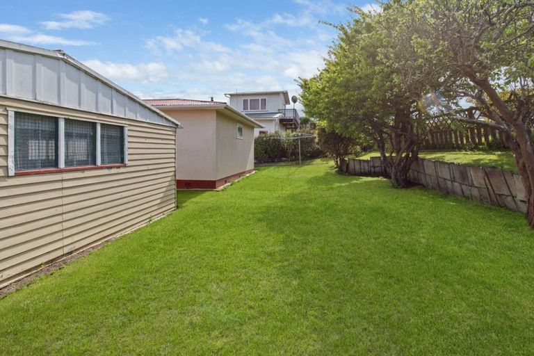 Photo of property in 22a Gonville Avenue, Gonville, Whanganui, 4501