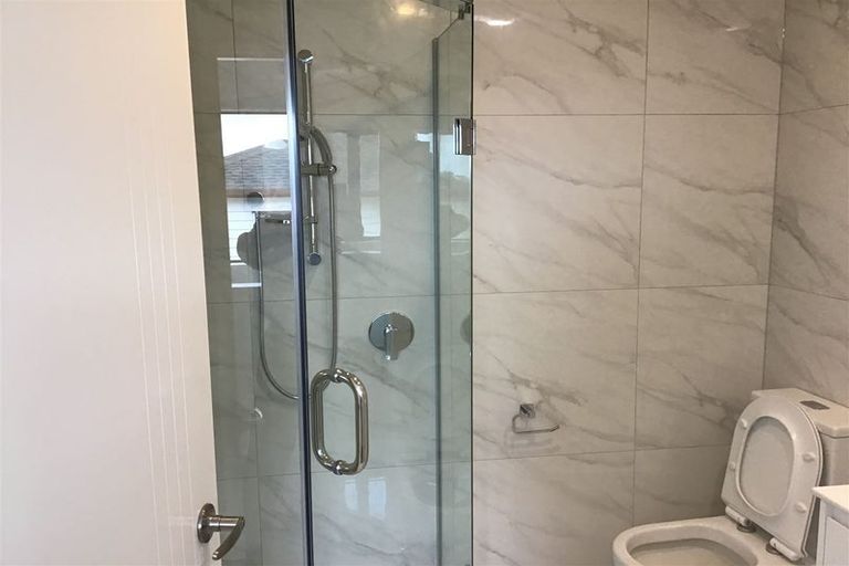 Photo of property in 13c Keiha Crescent, Massey, Auckland, 0614