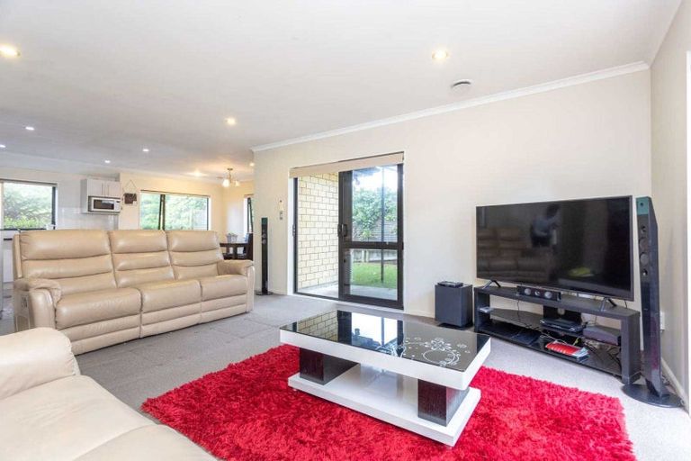 Photo of property in 25a Chorley Avenue, Massey, Auckland, 0614