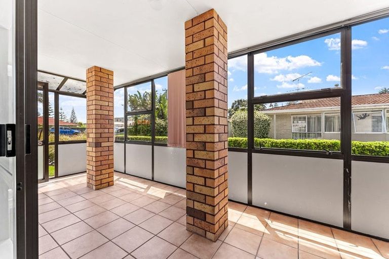 Photo of property in 12 Riverside Road, Orewa, 0931