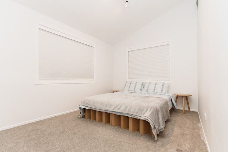Photo of property in 26 Toru Street, Te Atatu Peninsula, Auckland, 0610