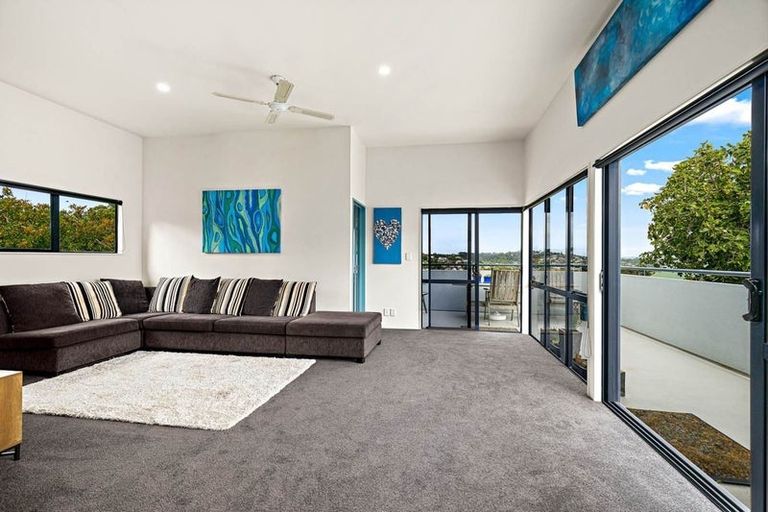 Photo of property in 62 Stanmore Bay Road, Stanmore Bay, Whangaparaoa, 0932