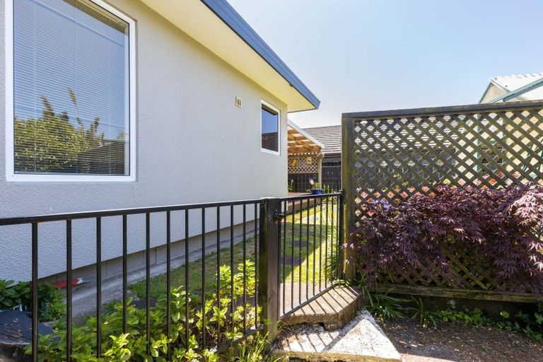 Photo of property in 369 Mangorei Road, Merrilands, New Plymouth, 4312