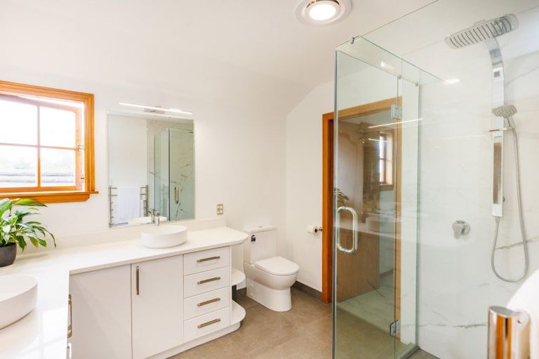 Photo of property in 111 Park Road, West End, Palmerston North, 4410