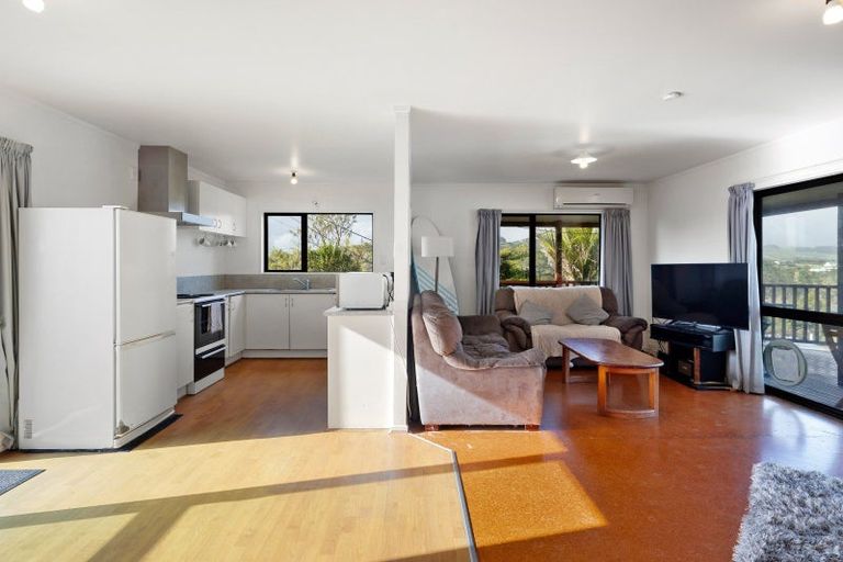 Photo of property in 13 Point Street, Raglan, 3225