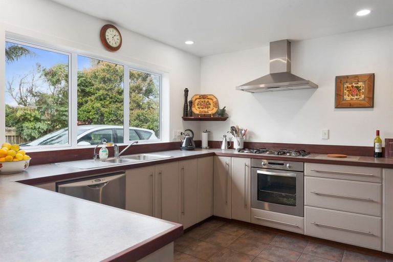 Photo of property in 4 Marlin Drive, Coastlands, Whakatane, 3120