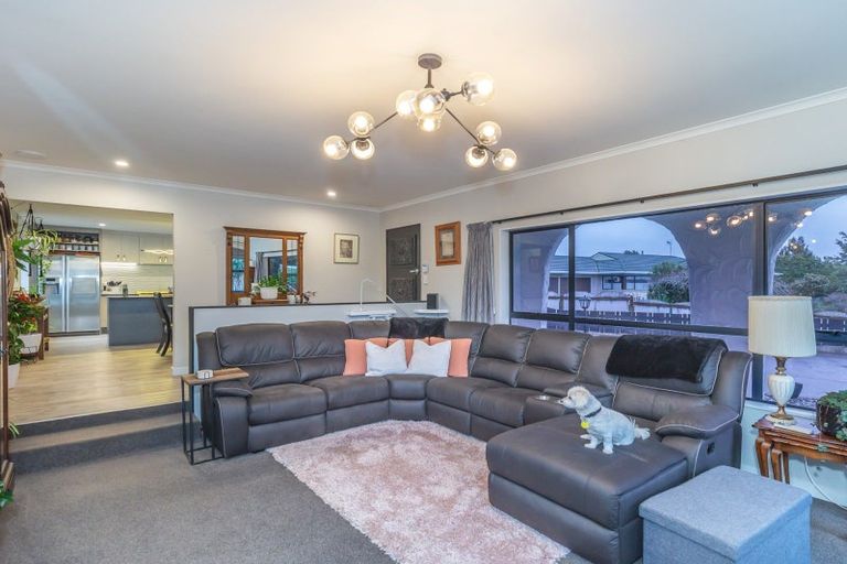 Photo of property in 12 Te Kama Street, Levin, 5510