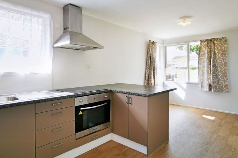 Photo of property in 27 Zelda Avenue, Clover Park, Auckland, 2023