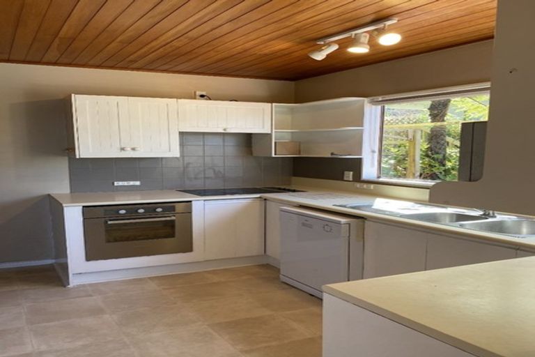 Photo of property in 9 Ngarimu Grove, Ngaio, Wellington, 6035