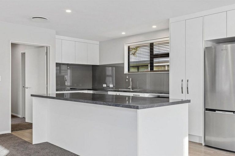 Photo of property in 2/150 Aldwins Road, Phillipstown, Christchurch, 8062