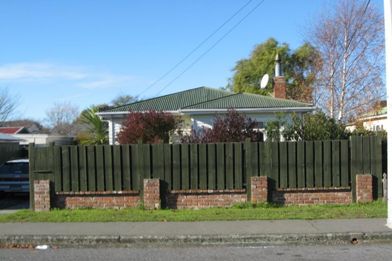 Photo of property in 47 Palmers Road, New Brighton, Christchurch, 8083