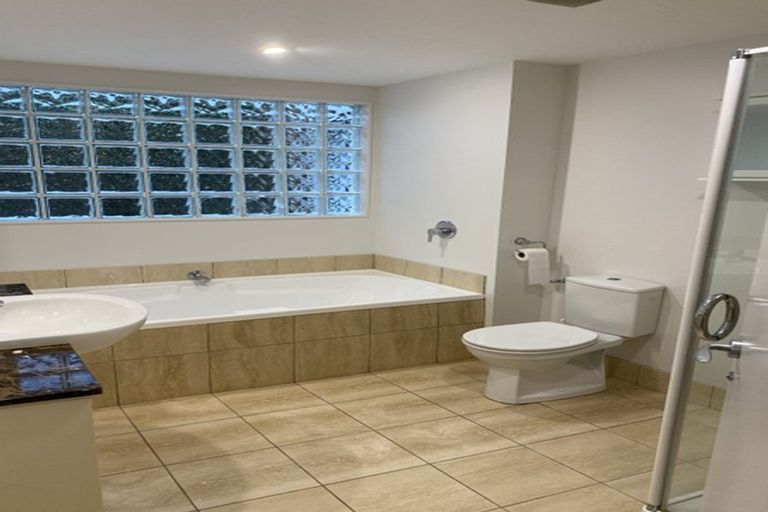 Photo of property in 13/22 Oriental Terrace, Oriental Bay, Wellington, 6011