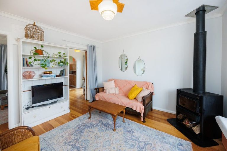 Photo of property in 16 Chrystal Street, Foxton Beach, Foxton, 4815