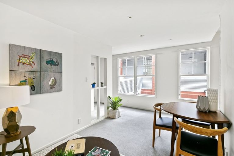 Photo of property in Hopper Street Apartments, 2/20 Hopper Street, Mount Cook, Wellington, 6011