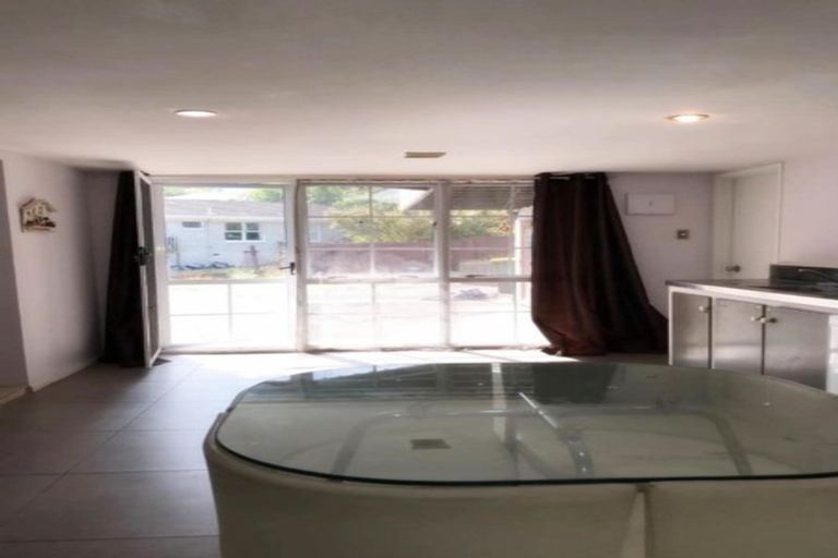 Photo of property in 26 Lyford Crescent, Sunnynook, Auckland, 0620