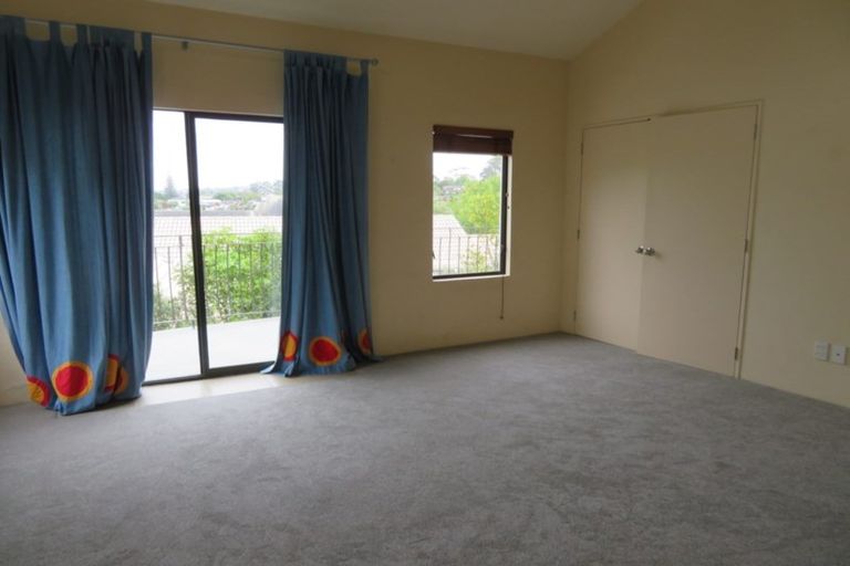 Photo of property in 59 Kenmure Avenue, Forrest Hill, Auckland, 0620