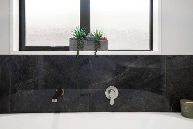 Photo of property in 2 Nathaniel Archer Street, Woodend, 7610