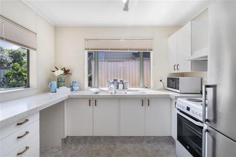 Photo of property in 39a Titirangi Road, New Lynn, Auckland, 0600