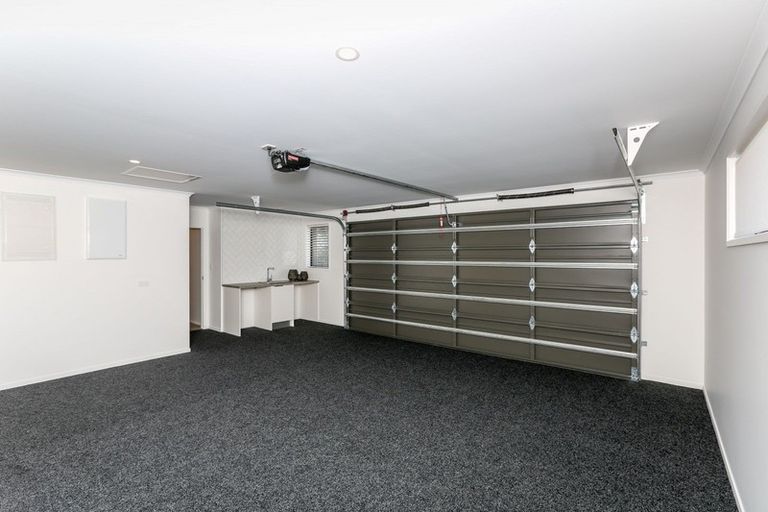 Photo of property in 386a Mangorei Road, Merrilands, New Plymouth, 4312