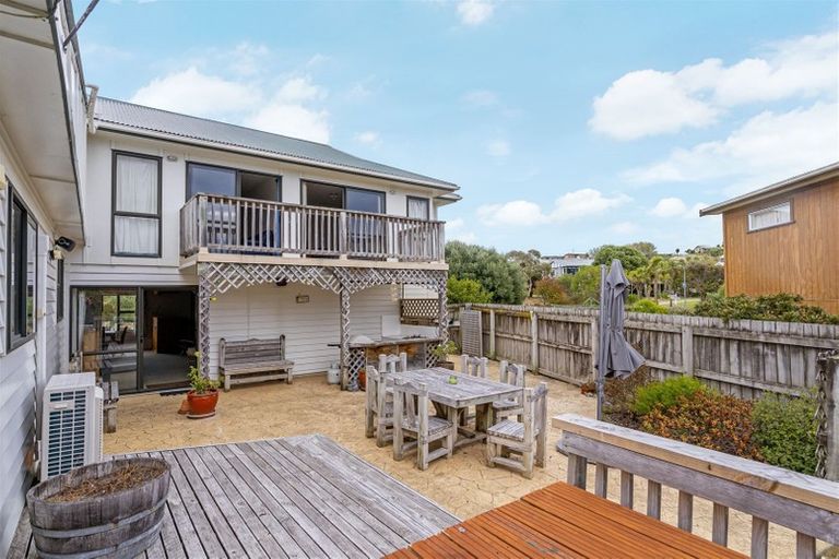 Photo of property in 1 Tamarisk Drive, Riversdale Beach, Masterton, 5872