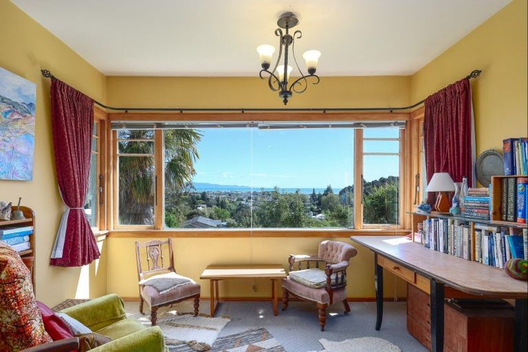 Photo of property in 83 Cleveland Terrace, Nelson, 7010