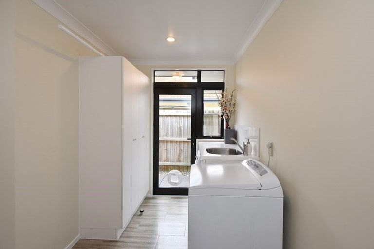 Photo of property in 11 Fishermans Rest, Waimairi Beach, Christchurch, 8083