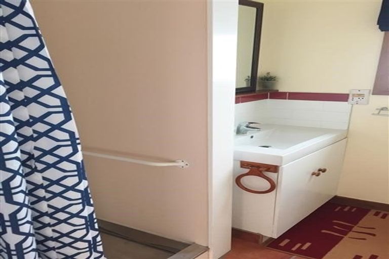 Photo of property in 12 Sheffield Place, Springvale, Whanganui, 4501