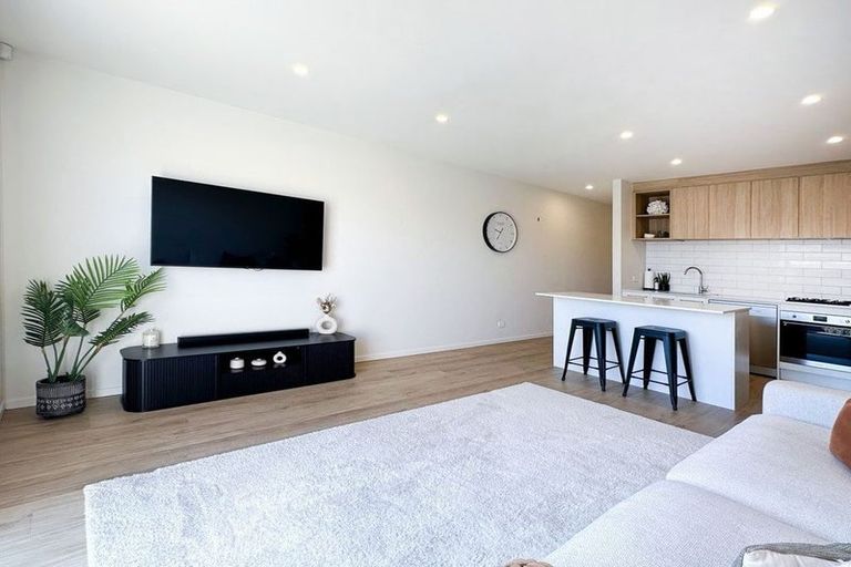 Photo of property in 85 Nganui Avenue, Takanini, Auckland, 2112