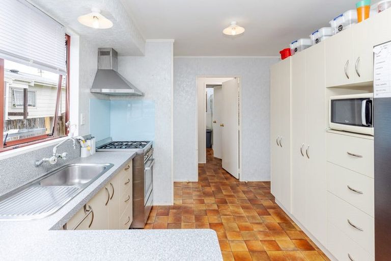 Photo of property in 27h Breckons Avenue, Nawton, Hamilton, 3200