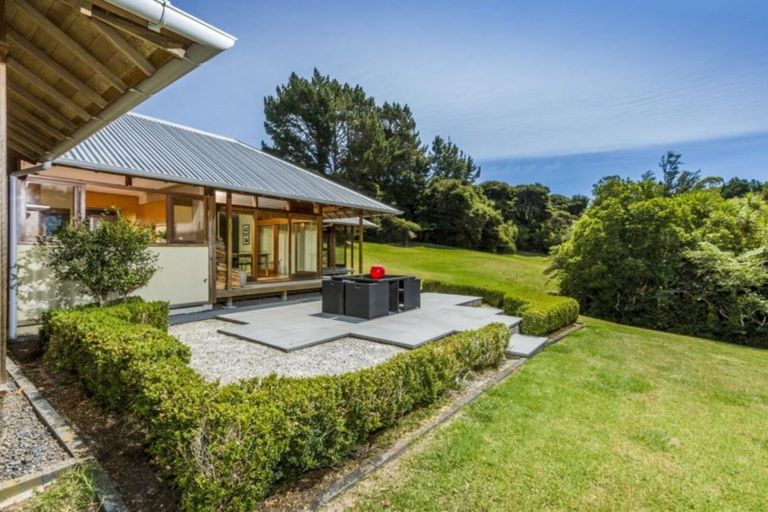 Photo of property in 106 Vaughans Road, Long Bay, Albany, 0792