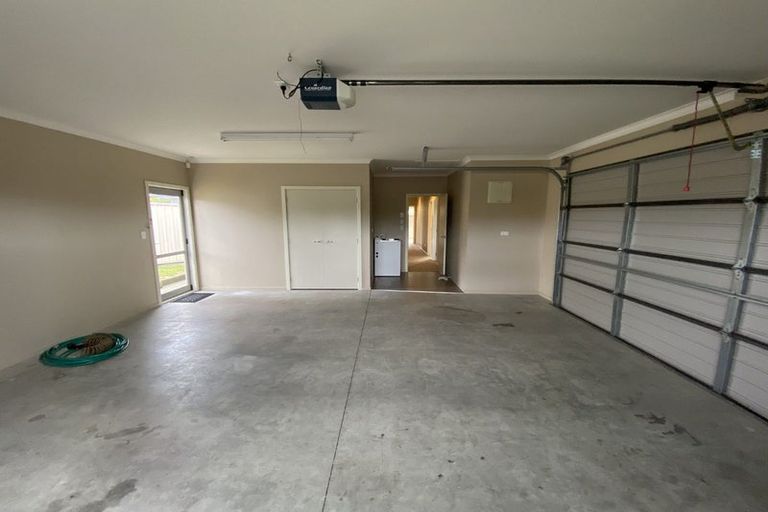 Photo of property in 98 Russell Robertson Drive, Havelock North, 4130