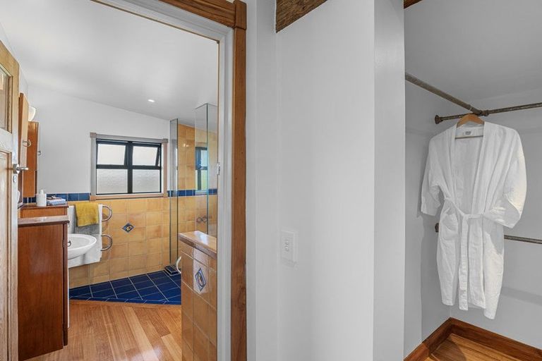 Photo of property in 38 Bellbird Rise, Murrays Bay, Auckland, 0630