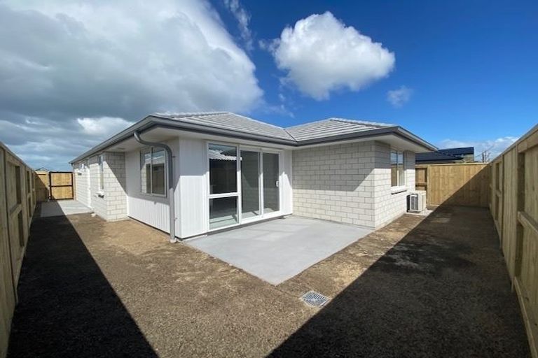 Photo of property in 6 Gold Lane, Papamoa, 3118