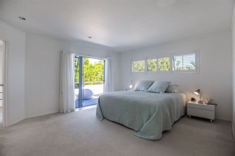 Photo of property in 7 Gigi Place, Conifer Grove, Takanini, 2112