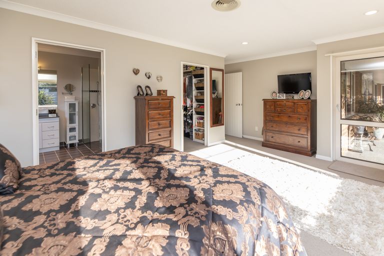 Photo of property in 14 Faith Place, West Melton, Christchurch, 7675