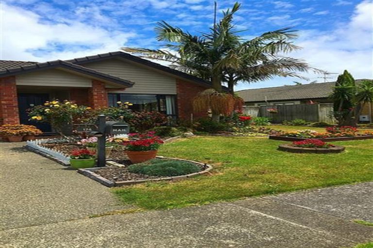 Photo of property in 174 Wattle Farm Road, Wattle Downs, Auckland, 2103